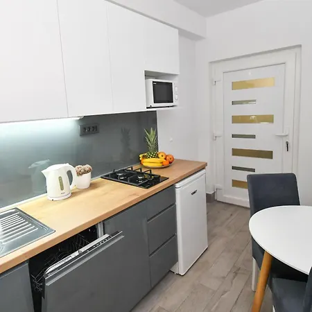 Ursula Apartment *